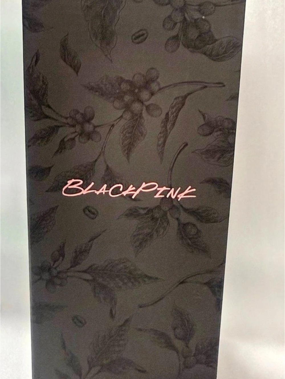 Starbucks x BLACKPINK Studded Cold Cup 24 oz Pink